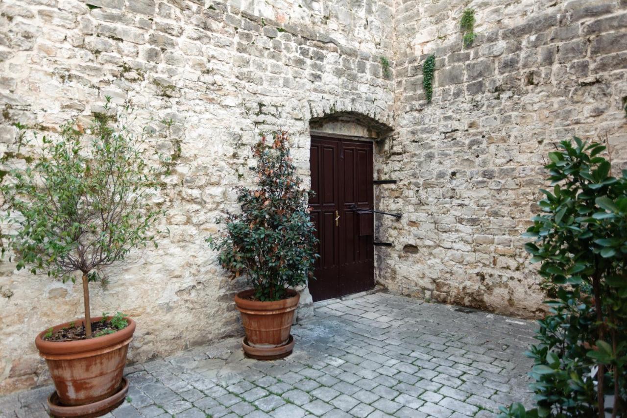 Old Town Luxury House Apartment Split Bagian luar foto